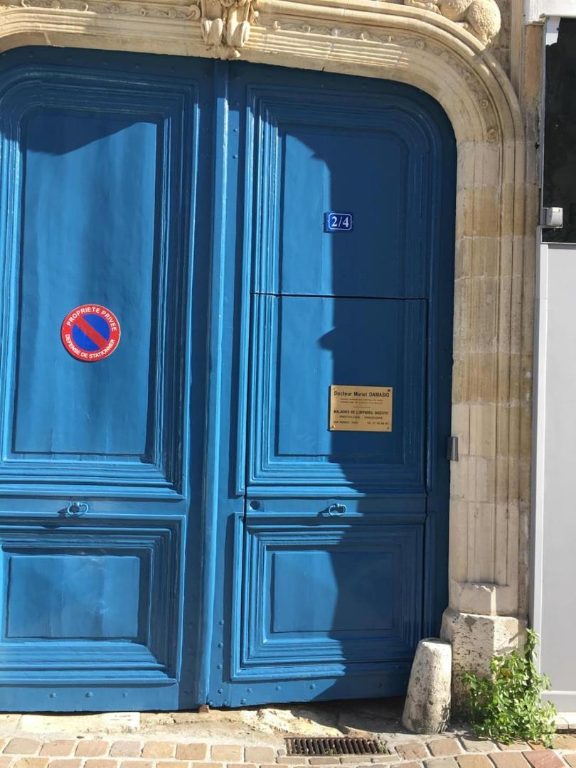 Klimt - Parking - Independent Entrance * Chartres