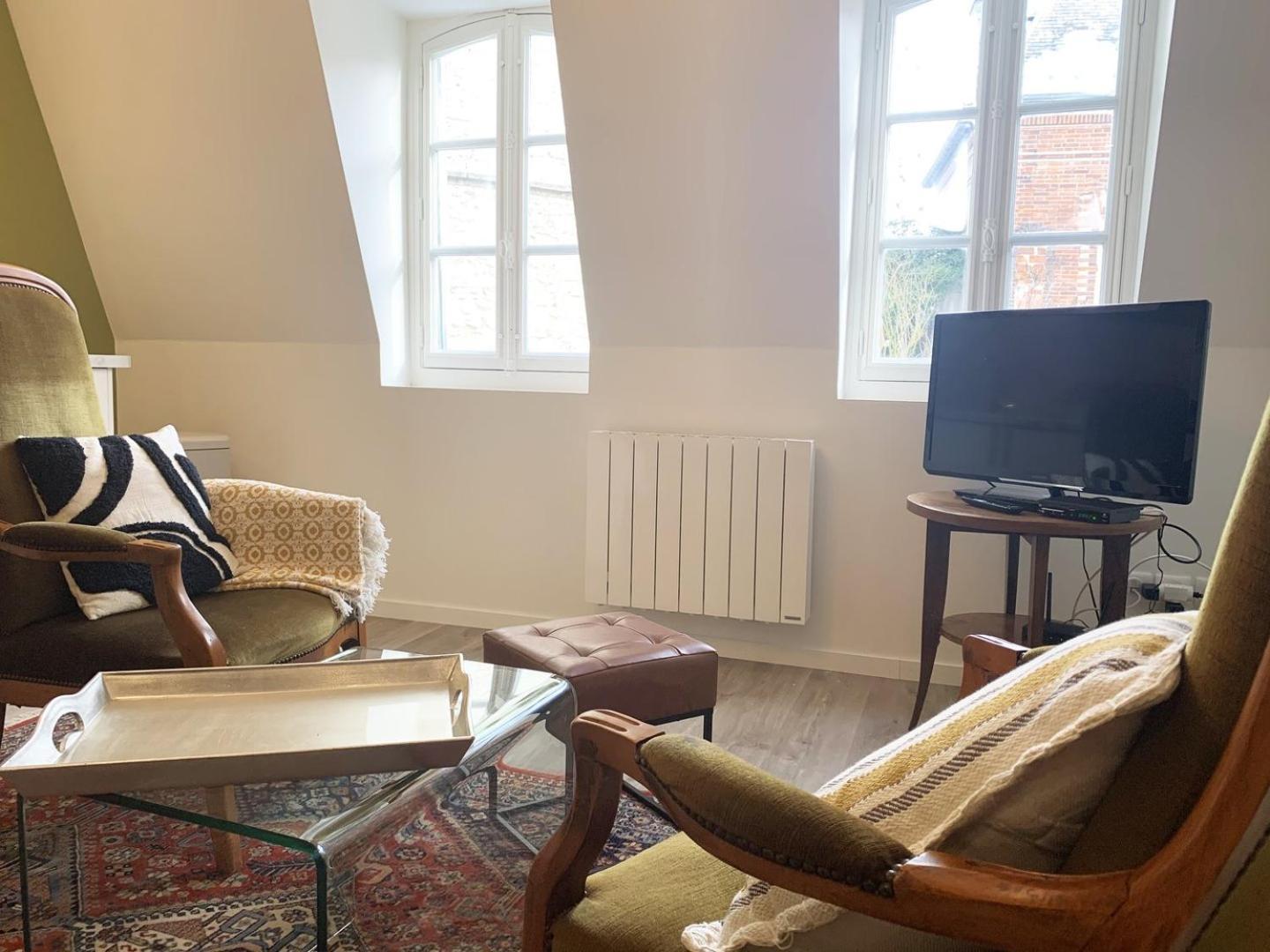 Klimt - Parking - Independent Entrance Apartment